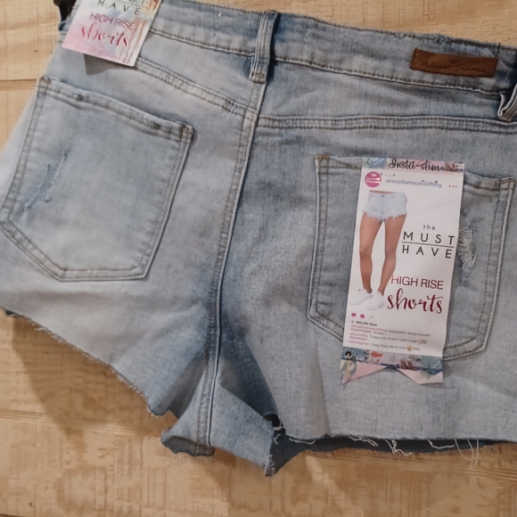 High Rise Shorts - Picture 3 of 8